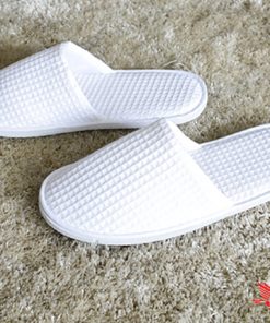 Dép đi trong khách sạn